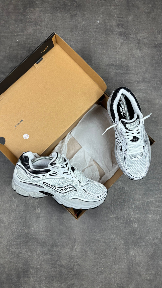 Saucony Pro Grid Omni 9 White Cadet Main Image